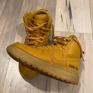 NIKE Hight Top Air-Force 1 Gore-Tex Boot